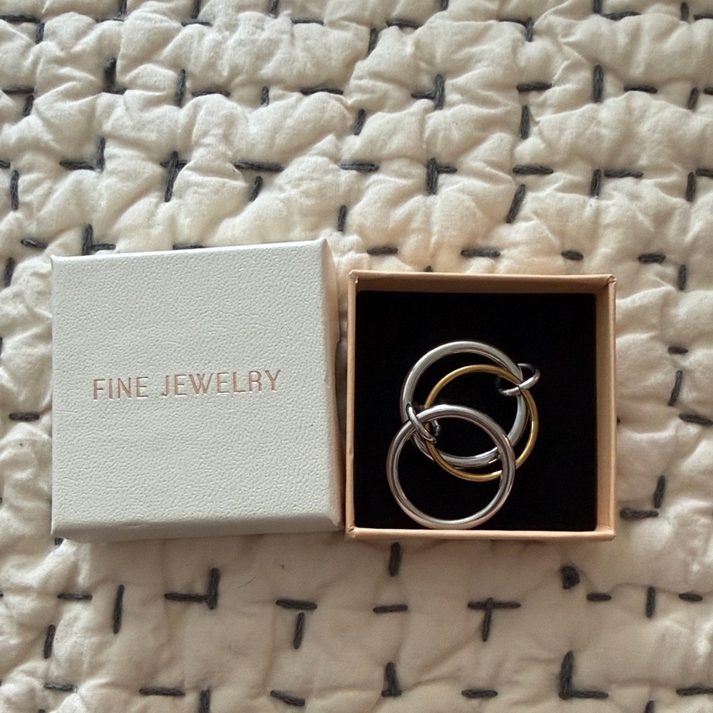 Gold And Silver 3 Stack Linked Ring - image 2